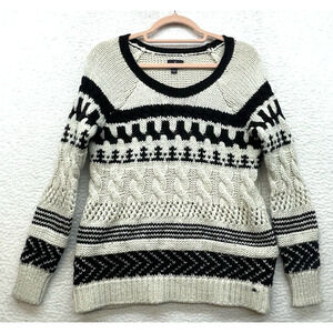 American Eagle Sweater Womens Small Cream Black Striped Wool Blend Chunky Knit